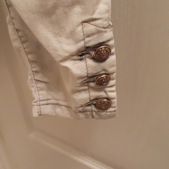 🔥HOT DEAL New🔥New Dynamite acid washed Jeans with leg buttons - Picture 3 of 8